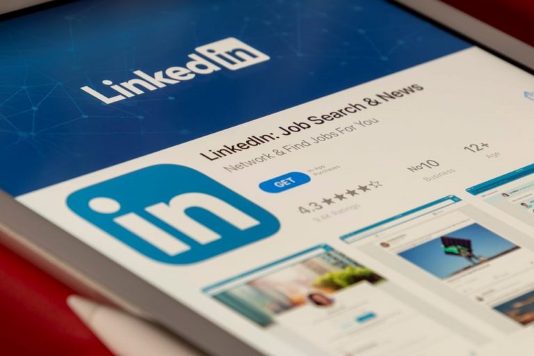 Finding a job through LinkedIn
